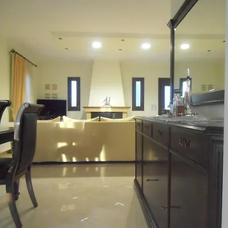 Villa Philocally, Naxos